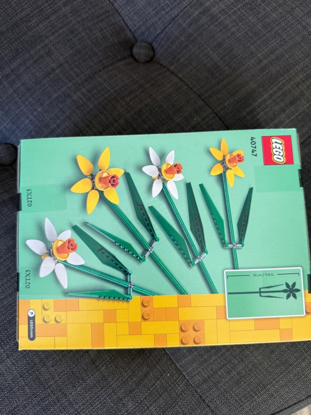 NEW 🌼 LEGO 40747 🌼 Daffodils Set with Yellow and White Blooms - Picture 4 of 5